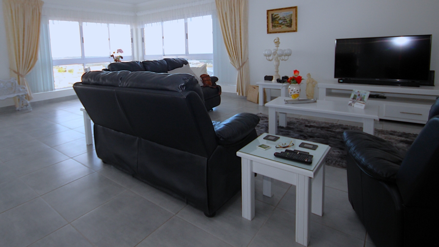 3 Bedroom Property for Sale in Monte Christo Western Cape